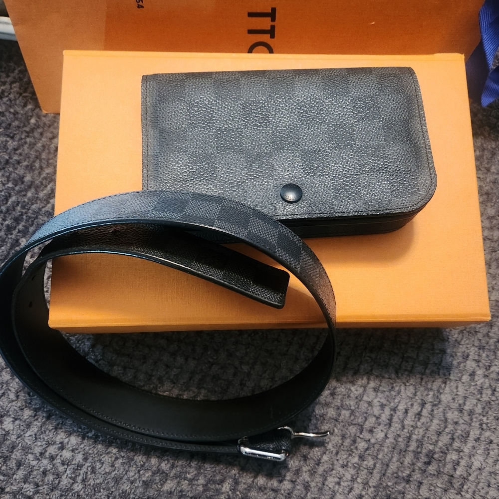 Louis Vuitton Pochette Damier Homme Graphite Belt Waist Pouch Santur (Womens)